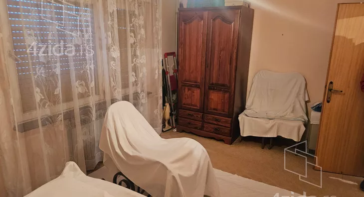 4-etažna kuća | 4zida