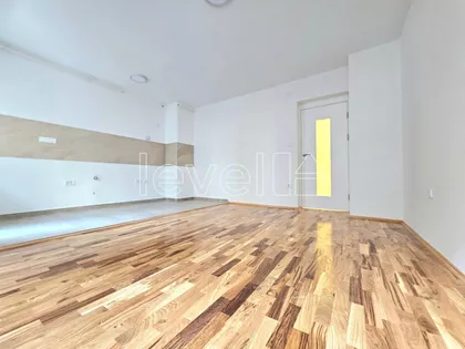 Cara Dušana | 4zida.rs