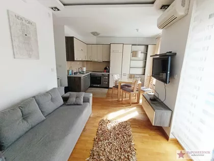 Maksima Gorkog | 4zida.rs