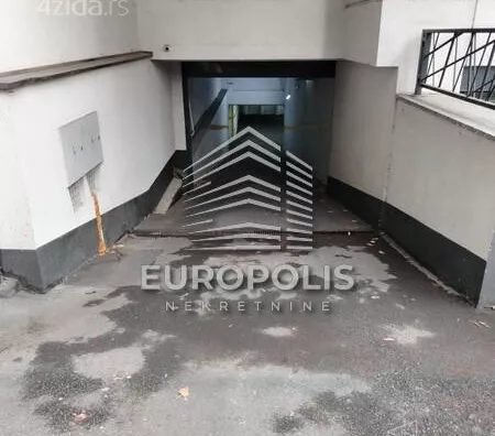 Garaža | 4zida