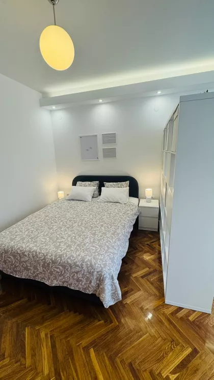 Vukov Spomenik | 4zida.rs