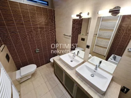 Velisava Vulovića | 4zida.rs