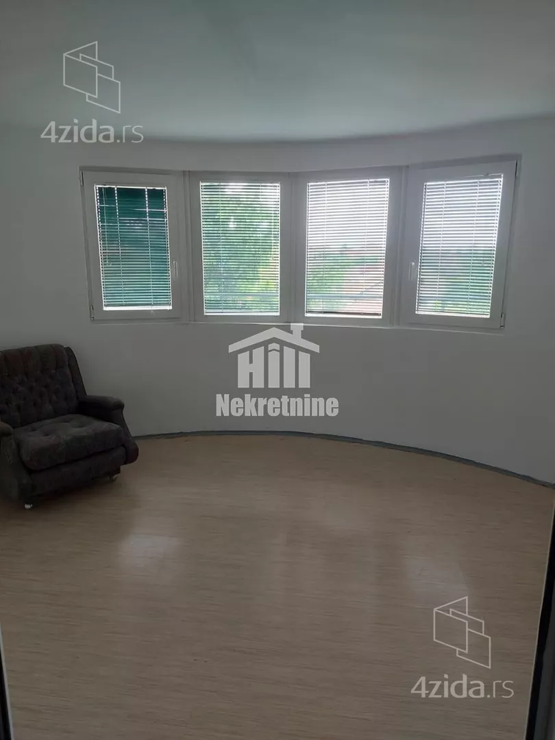 5-etažna kuća | 4zida