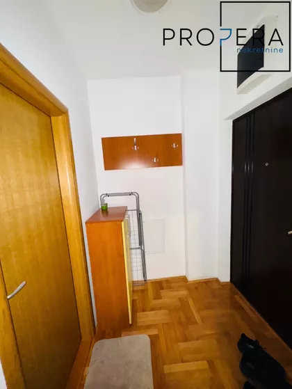 Prvomajska | 4zida.rs