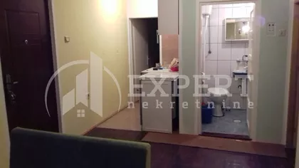 Cara Uroša | 4zida.rs