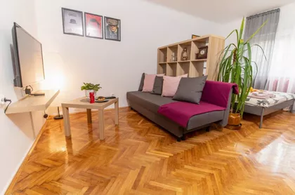 Stari Grad | 4zida.rs