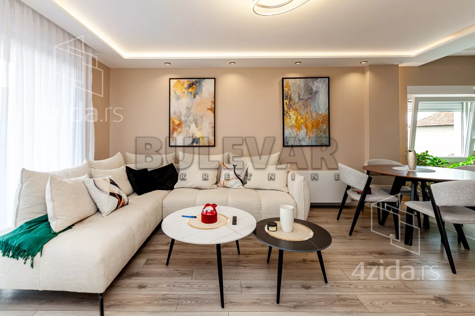 Dvoiposoban stan | 4zida