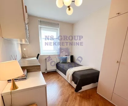 Cara Dušana | 4zida.rs