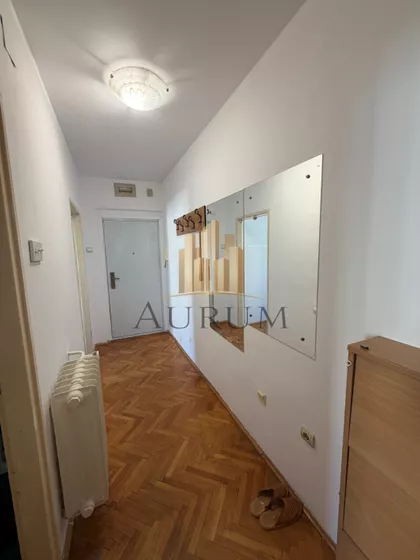 Sitnička | 4zida.rs