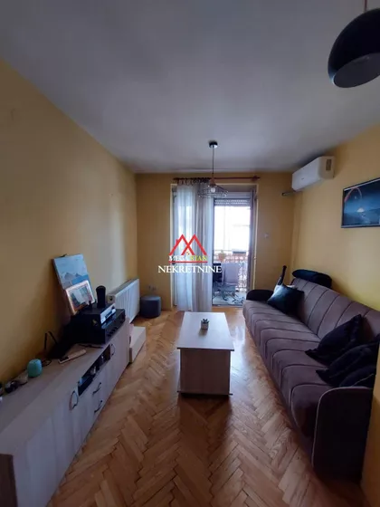 Hadži Ruvimova | 4zida.rs