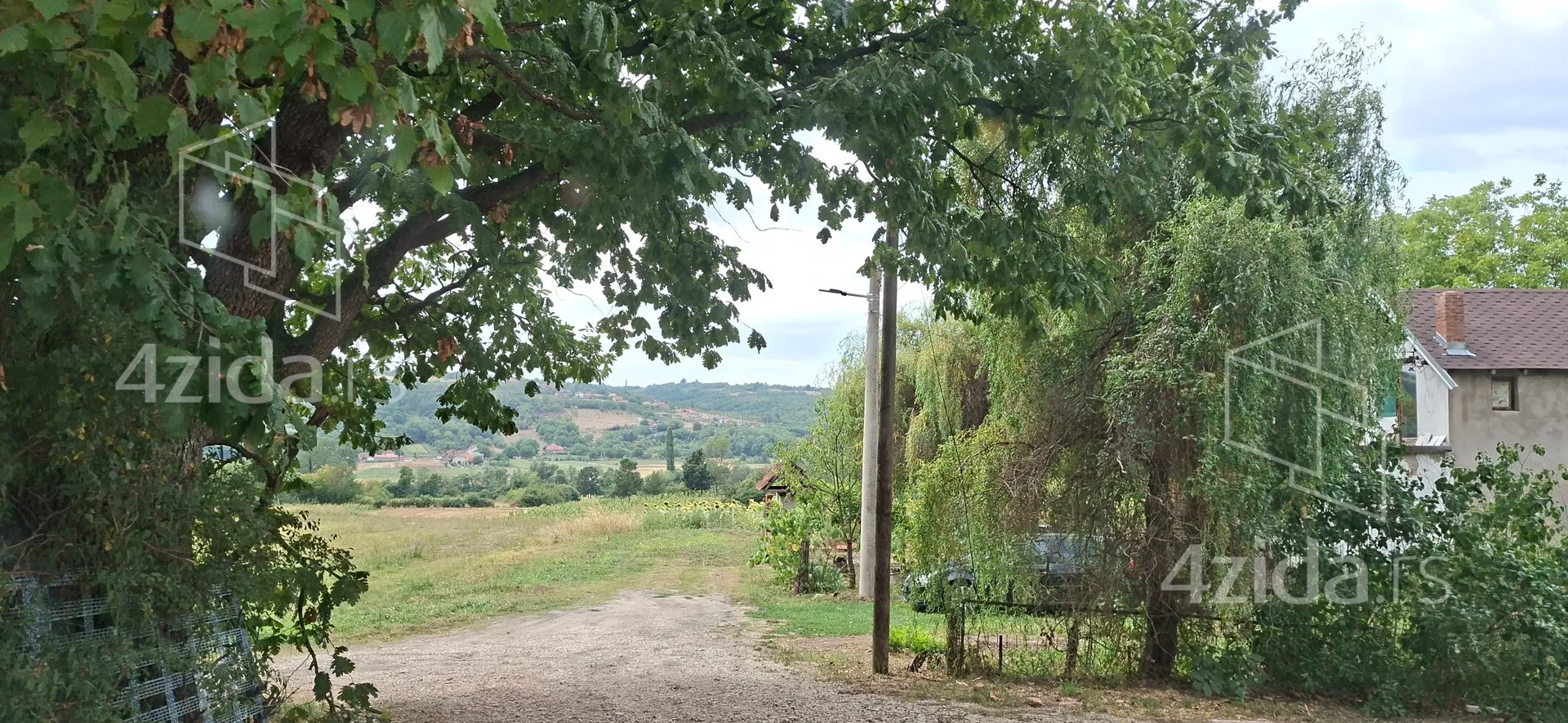 Građevinsko zemljište | 4zida