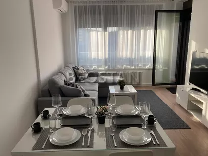 Omladinskih Brigada | 4zida.rs