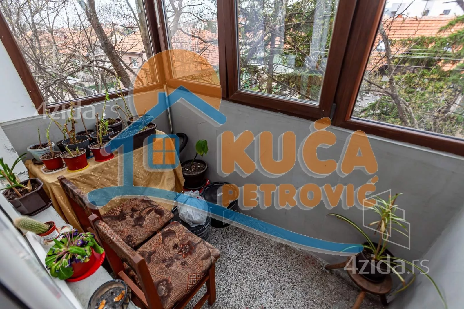 Jednoiposoban stan | 4zida