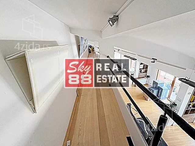 Šestoiposoban stan | 4zida