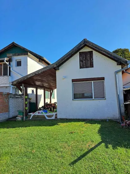 Gradske lokacije | 4zida.rs