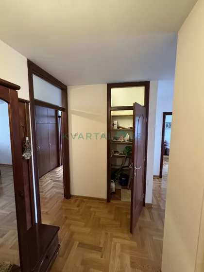 Karlovačka | 4zida.rs