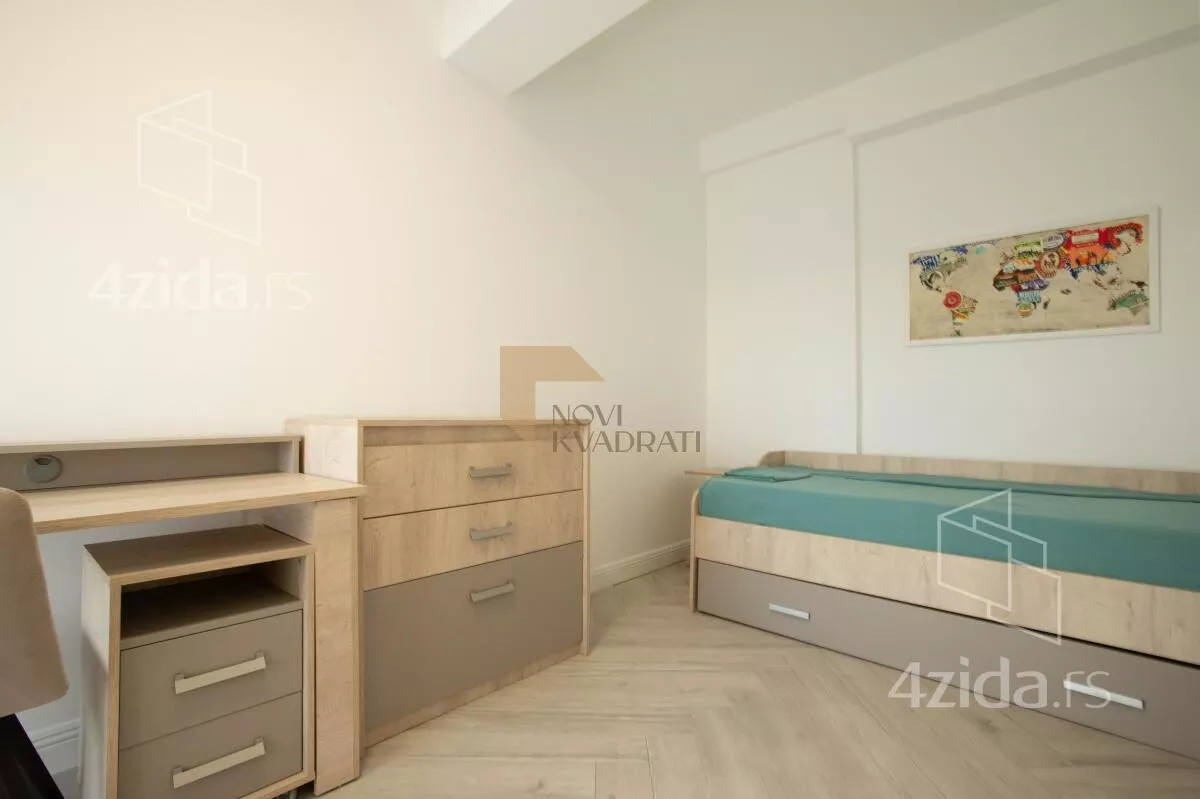 Četvorosoban stan | 4zida