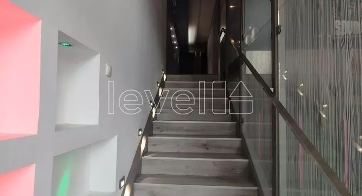 Lokal | 4zida