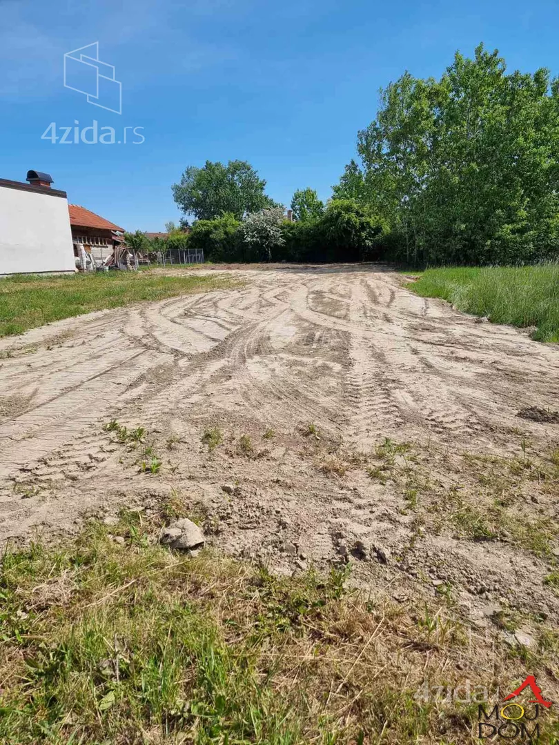 Plac | 4zida