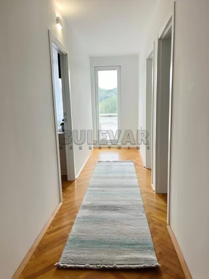 Bulevar svetog cara | 4zida.rs