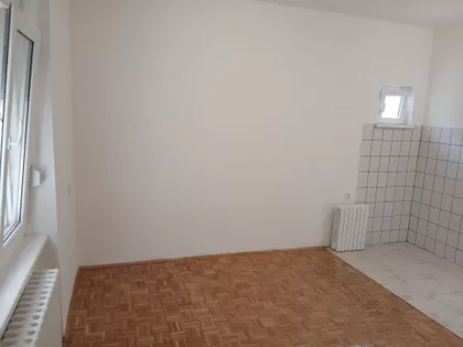 Žarka Vasiljevića 15 | 4zida.rs