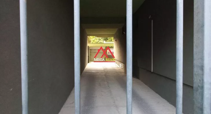 Parking | 4zida