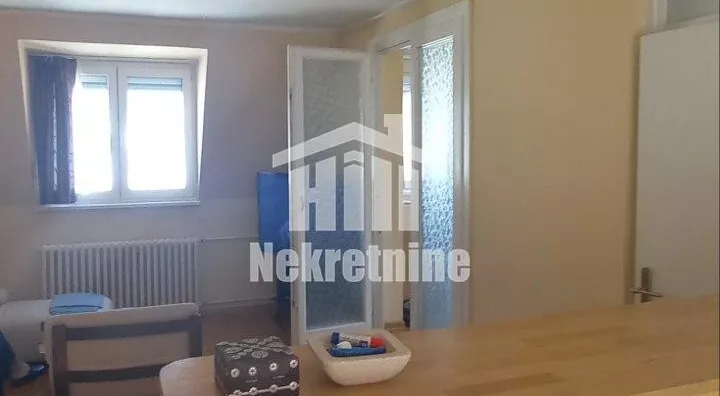 Četvoroiposoban stan | 4zida