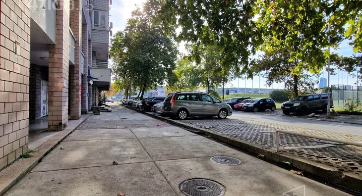 Poslovni prostor | 4zida