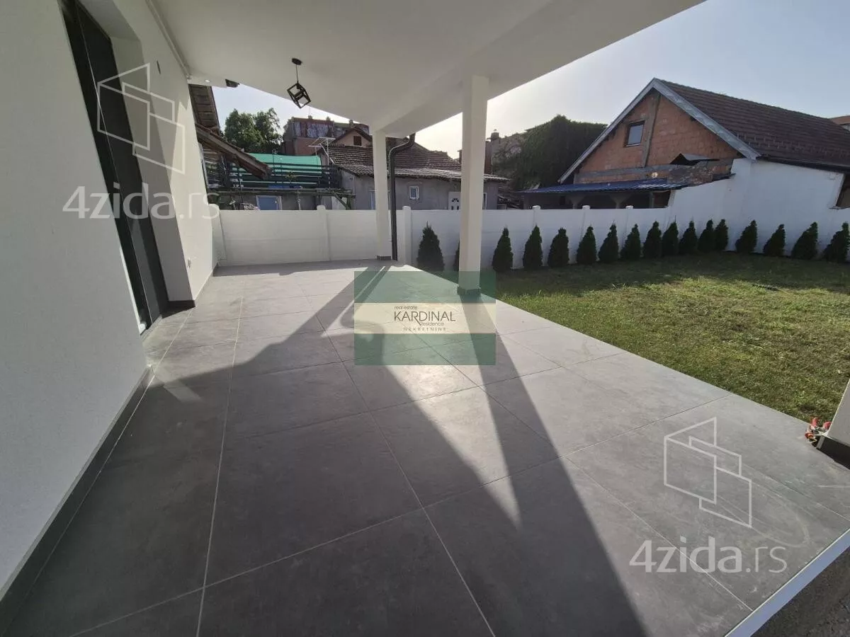 Kuća | 4zida