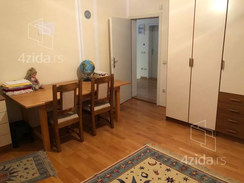 4-etažna kuća | 4zida