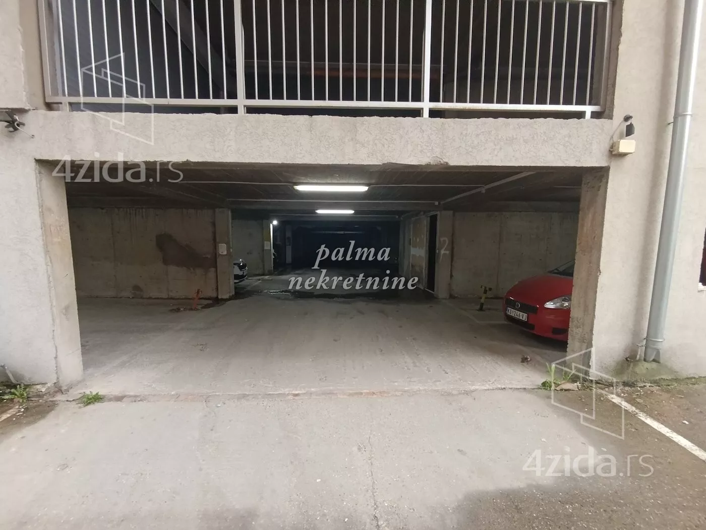 Garaža | 4zida