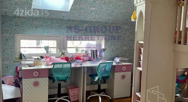 Četvoroiposoban stan | 4zida