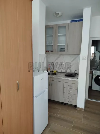 Obrenovićeva | 4zida.rs