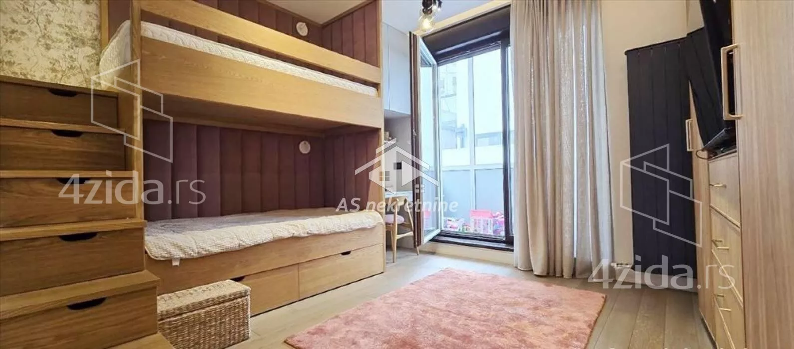 Petosoban stan | 4zida