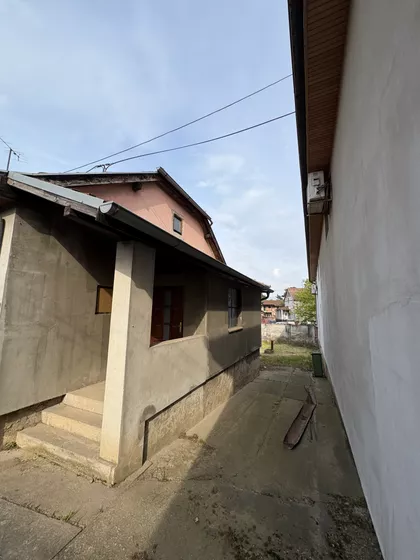 Račkog 67A | 4zida.rs