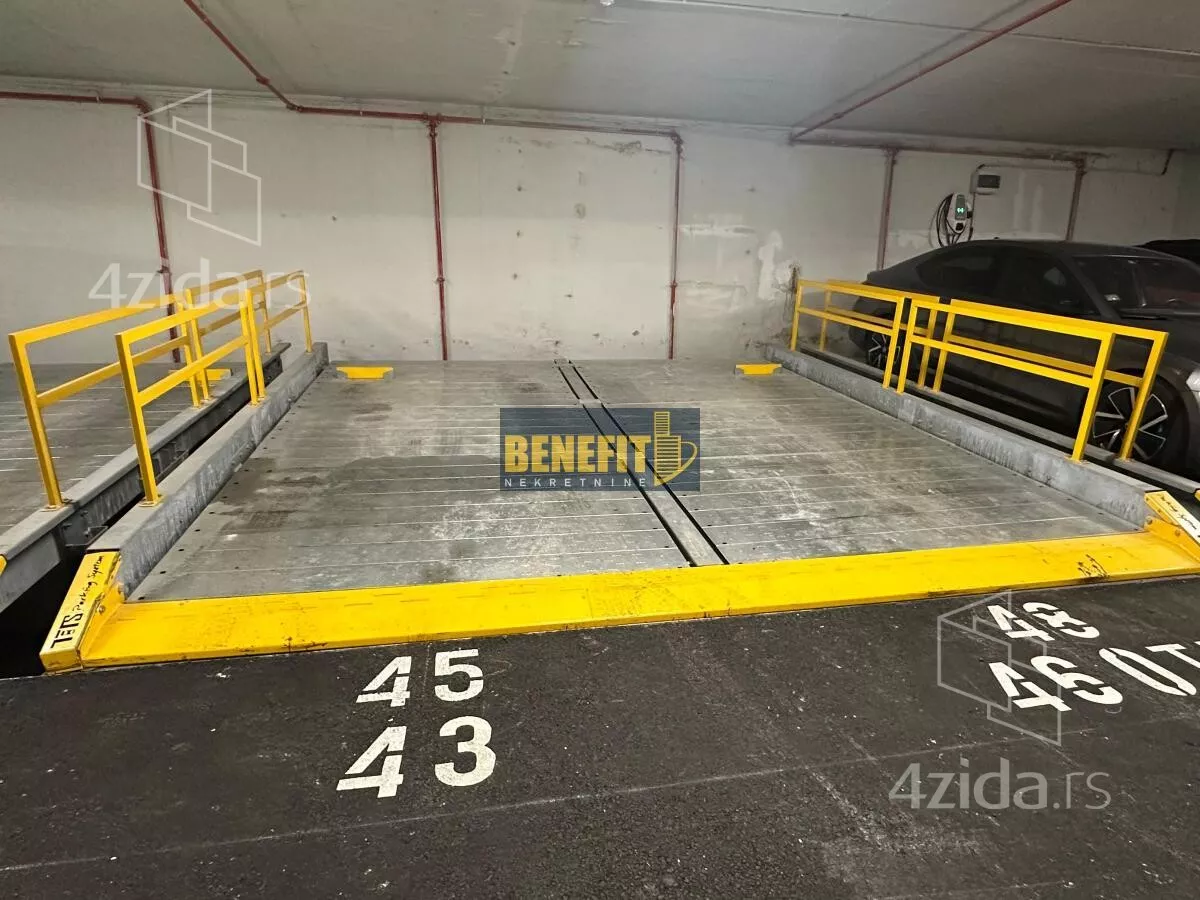 Garaža/Parking | 4zida