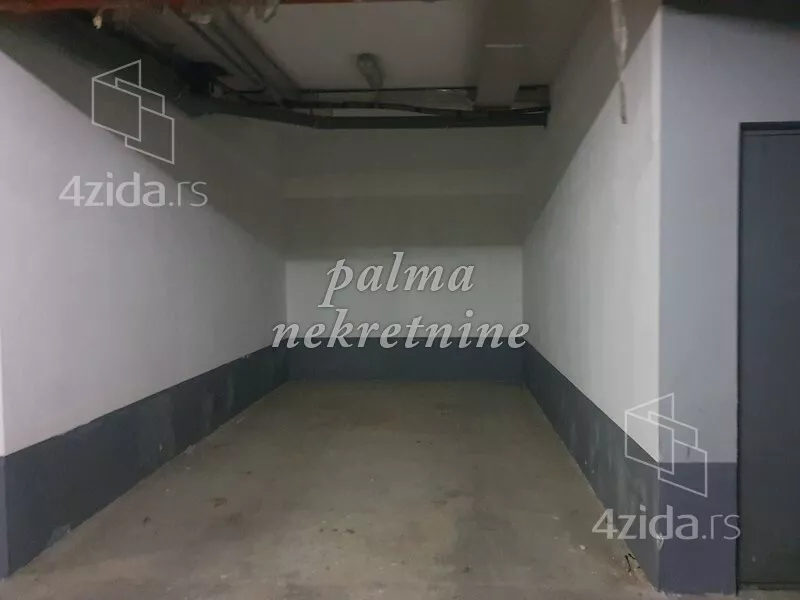 Garaža | 4zida