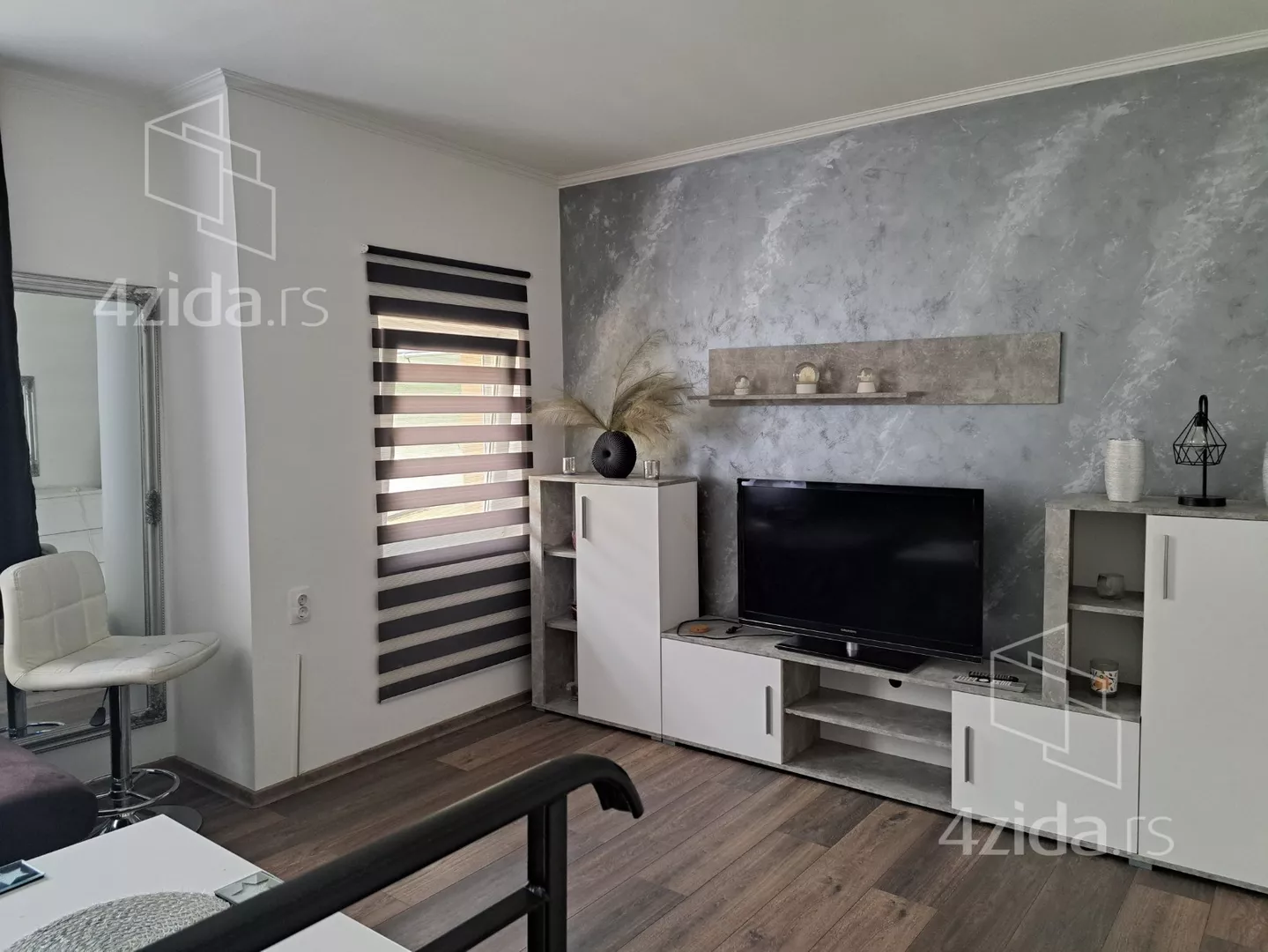 Garsonjera | 4zida