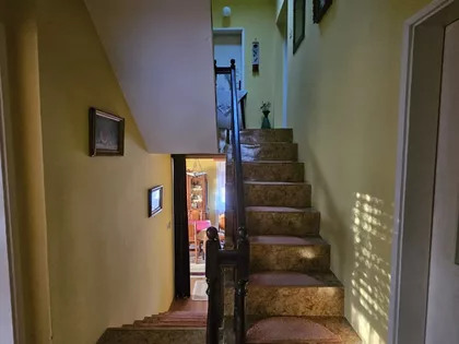 Mali Radanovac | 4zida.rs