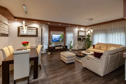 Kragujevački oktobar | 4zida.rs