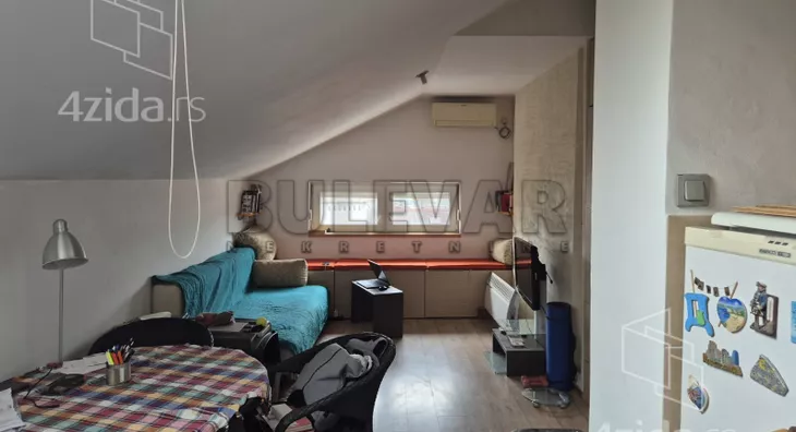 Troiposoban stan | 4zida