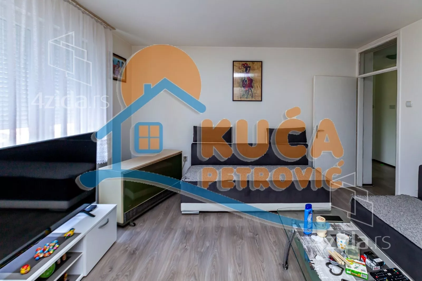 Dvosoban stan | 4zida