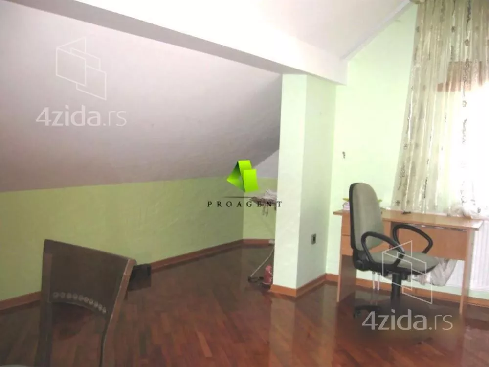 Kuća | 4zida
