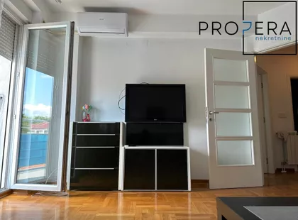 Prvomajska | 4zida.rs