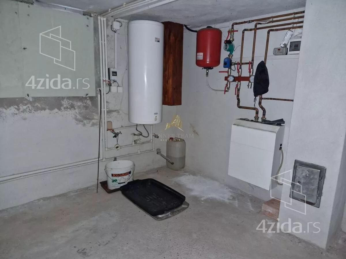 Kuća | 4zida