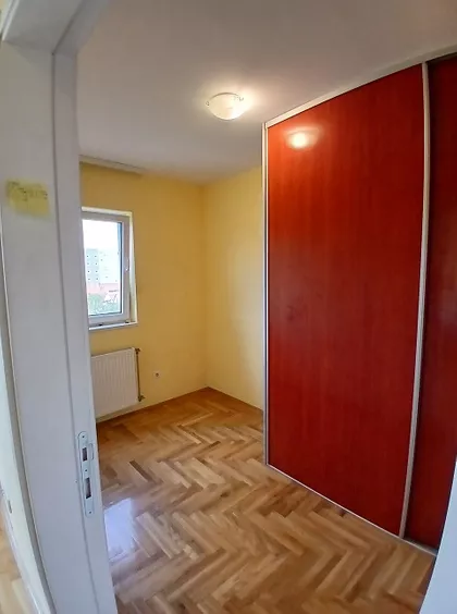 JANKA KATICA | 4zida.rs