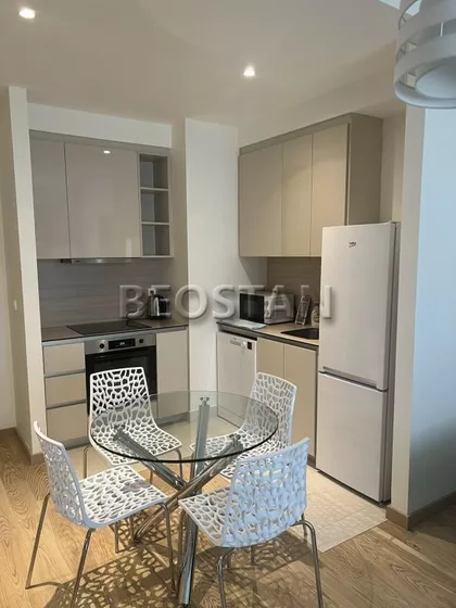 Bulevar Vudroa Vilsona | 4zida.rs