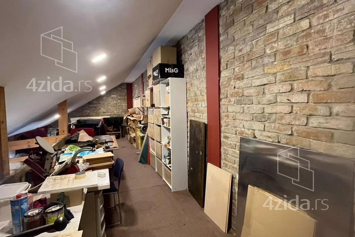 Poslovni prostor | 4zida