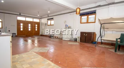 Čedomilja Mitrovića | 4zida.rs