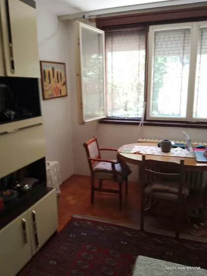 Emanula Jankovića | 4zida.rs
